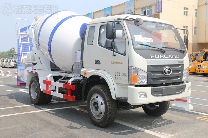 福田3方攪拌車