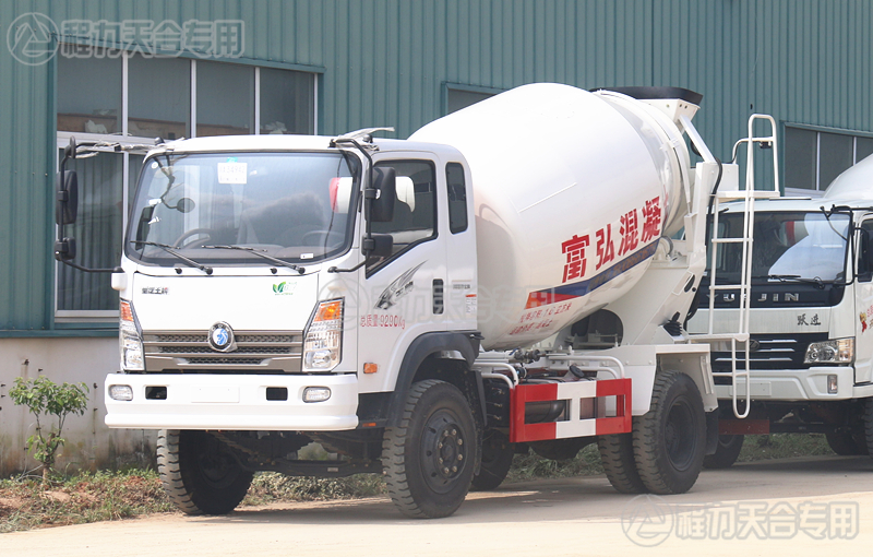 重汽王牌攪拌車