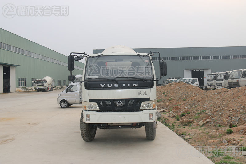 躍進攪拌車