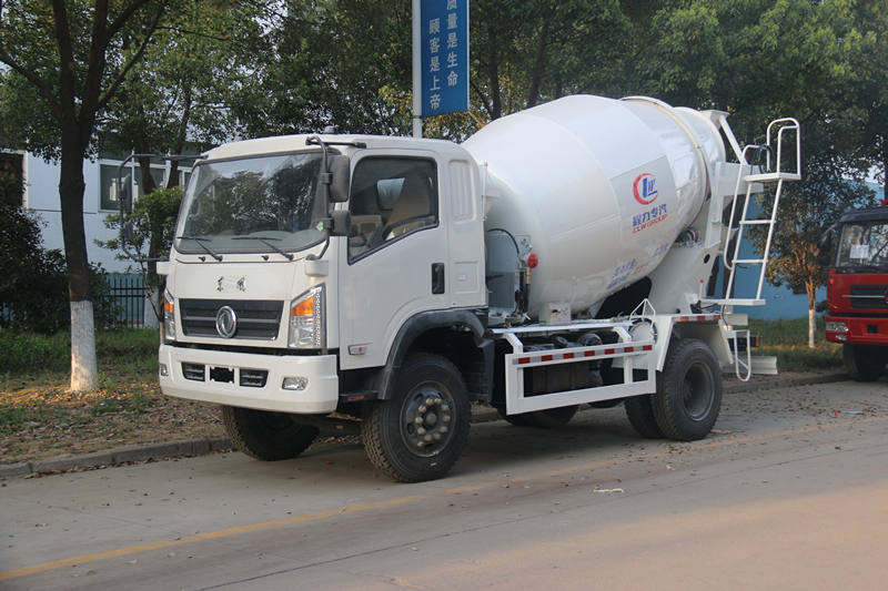 東風(fēng)創(chuàng)普6方攪拌車(chē)