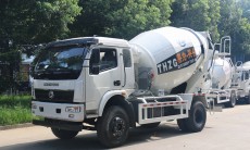 東風6方攪拌車    B07