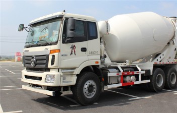 福田歐曼10方攪拌車