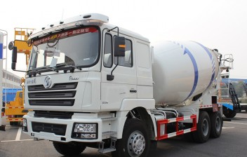  陜汽德龍14方水泥攪拌車