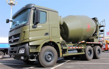 北奔12方水泥攪拌車