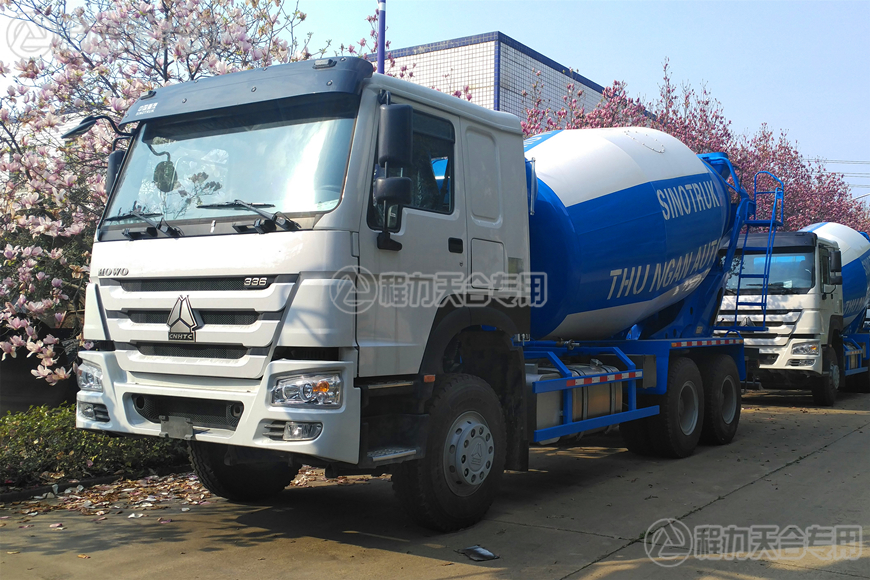 重汽豪沃HOWO14立方攪拌車