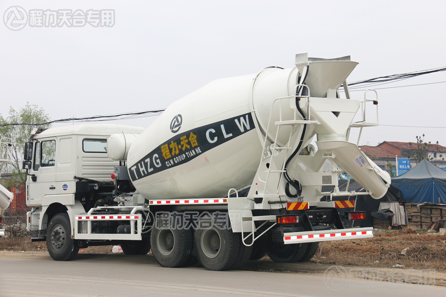 陜汽德龍水泥攪拌車(chē)