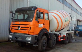 北奔20方水泥攪拌車