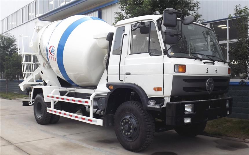 東風(fēng)單橋6方水泥攪拌車臉部側(cè)面圖片