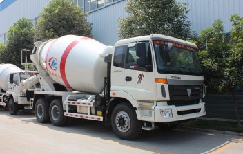 福田歐曼10方攪拌車