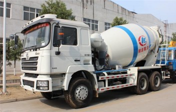 陜汽德龍10方水泥攪拌車