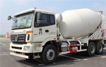 福田歐曼12方水泥攪拌車圖片