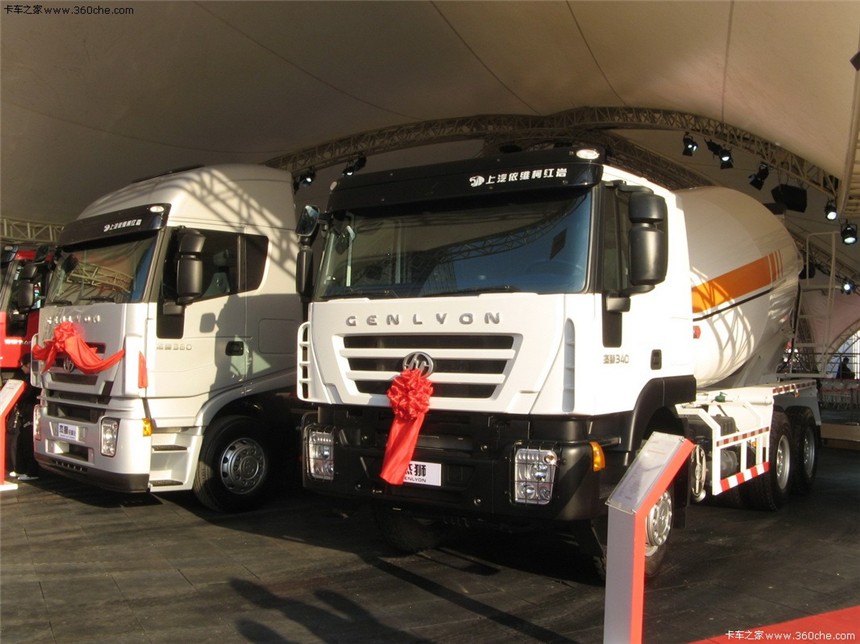 紅巖杰獅攪拌車展示圖1