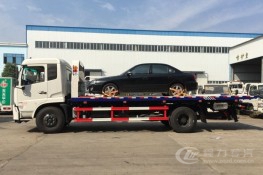 【一拖二】東風(fēng)多利卡帶臥清障車(chē)